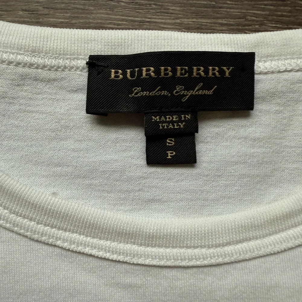 Burberry White Short Sleeve Embellished Crewneck Tee - Picture 2 of 5